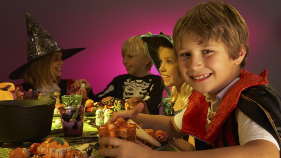 125556061 Children At Halloween Party 125556061 Children At Halloween Party