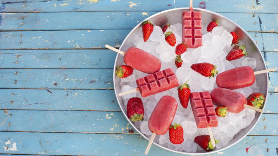 484324117 Strawberry Pops 484324117 Strawberry Pops