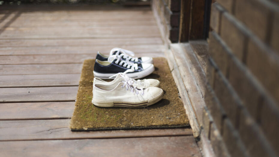 Shoes Outside Allergy Prevention Shoes Outside Allergy Prevention