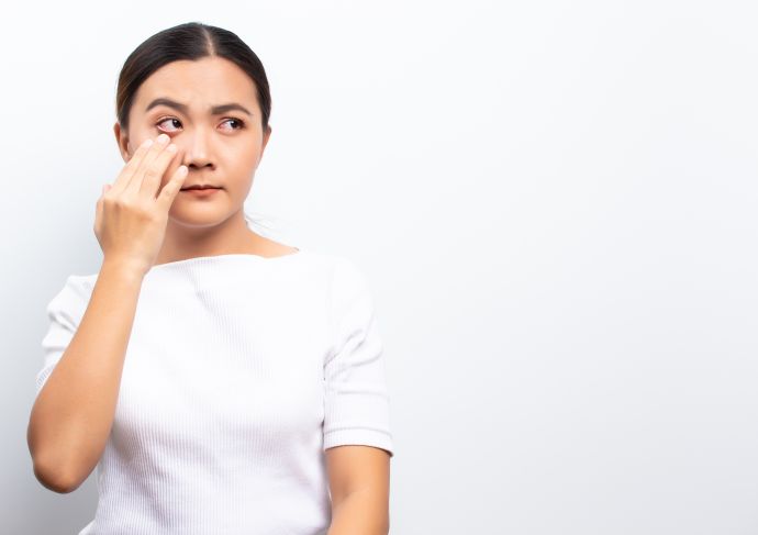 Pink eye coronavirus symptom