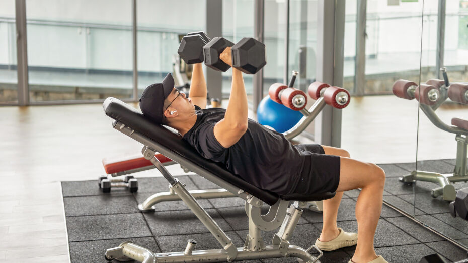 40 year old man strength training