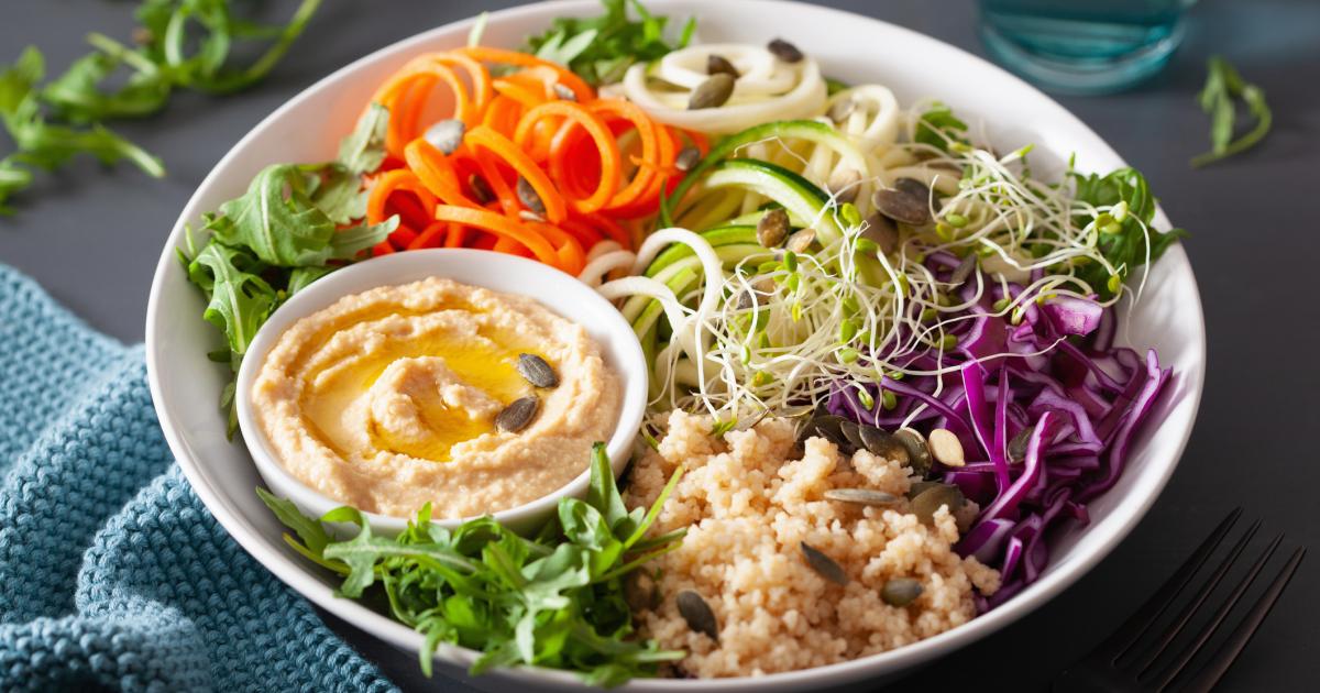 3 Ways to Jazz Up Lunchtime Salads Ochsner Health