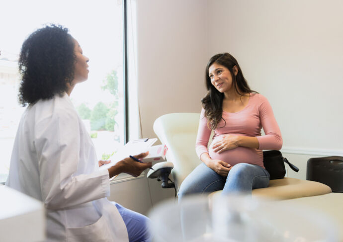 Pregnant patient with obgyn midwife