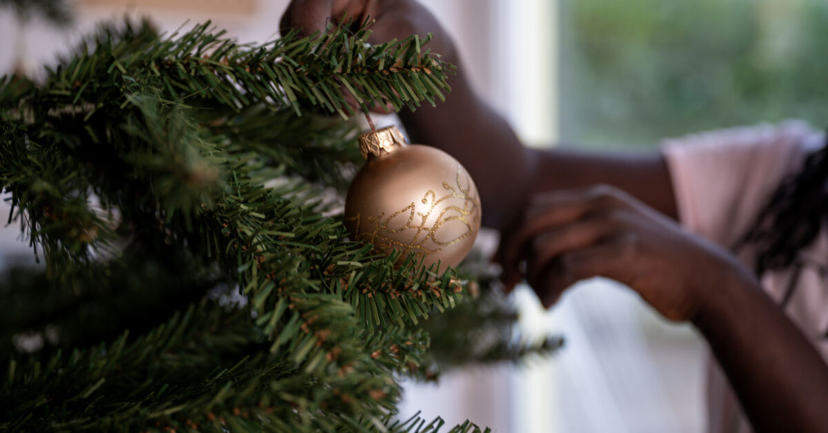 What Are the Top Christmas Tree Allergy Symptoms? Ochsner Health