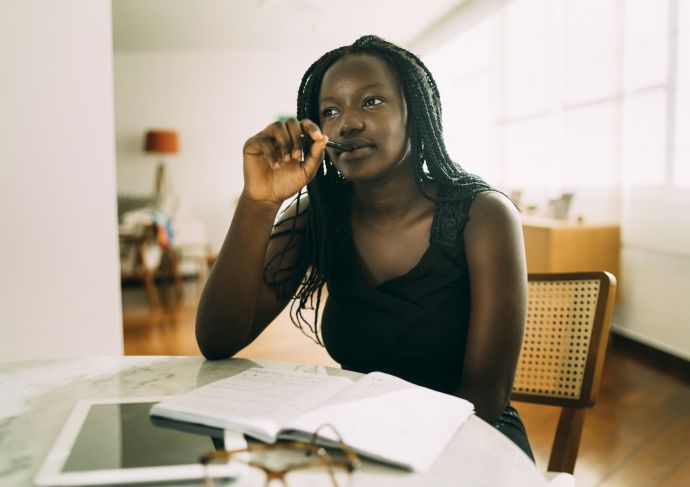 Woman with late period missed period