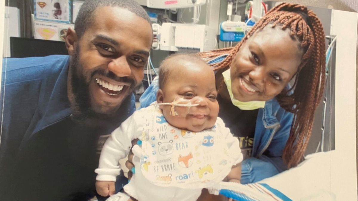 Dwayne III with his mom Oreal and dad Dwayne Jr