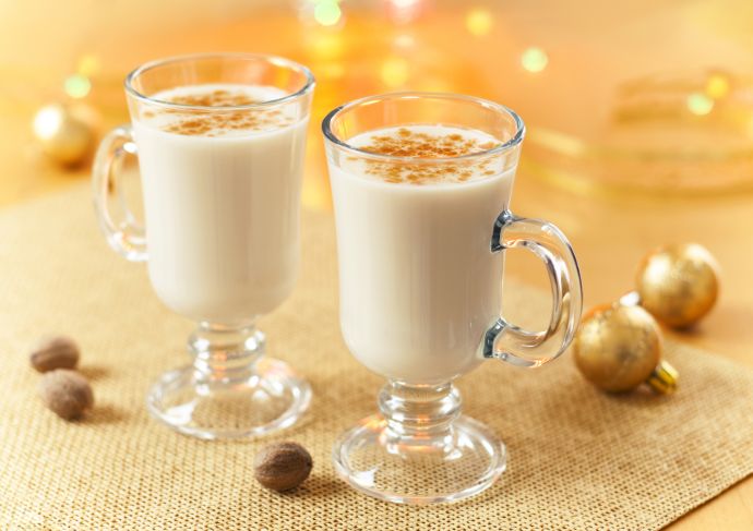 Healthy eggnog options in glasses