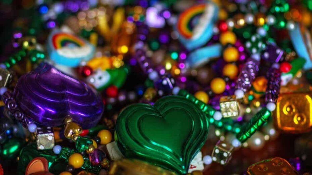 Heart shaped mardi gras bead