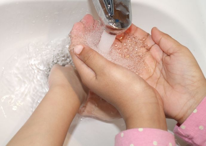Thinkstockphotos 101892983 (1) Washing Hands