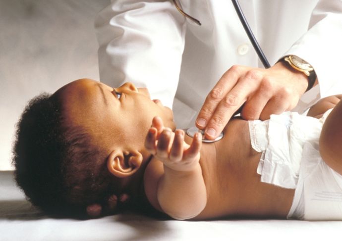 Thinkstockphotos 122440159 Baby Getting Check Up