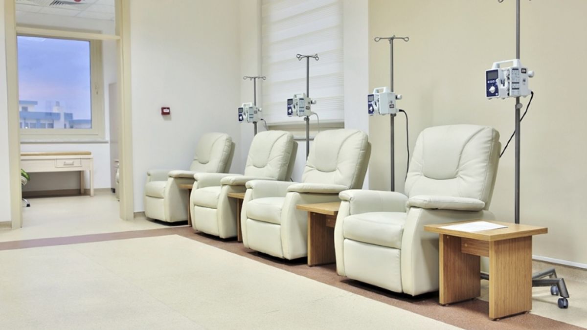 Thinkstockphotos 480135293 Cancer Treatment Chemotherapy Room