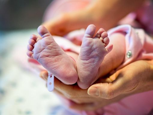 Thinkstockphotos 472336810 Newborn Feet