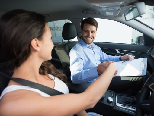 Thinkstockphotos 468800620 Woman Getting Driving Lesson