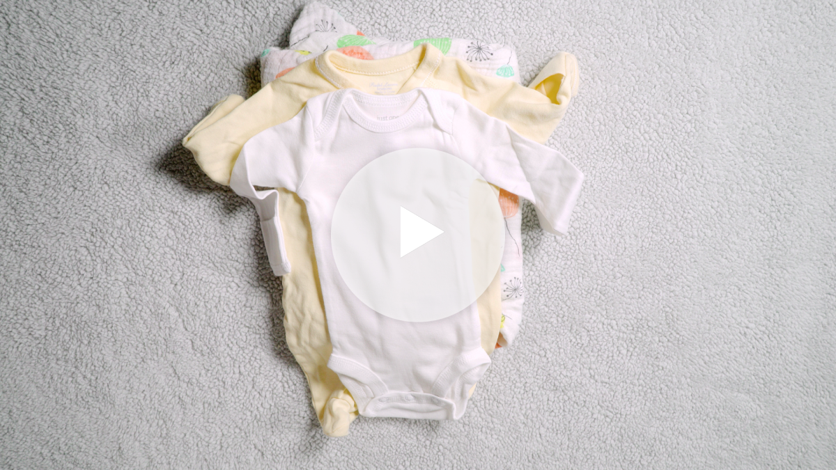 Qt Maternity Bag Play Button