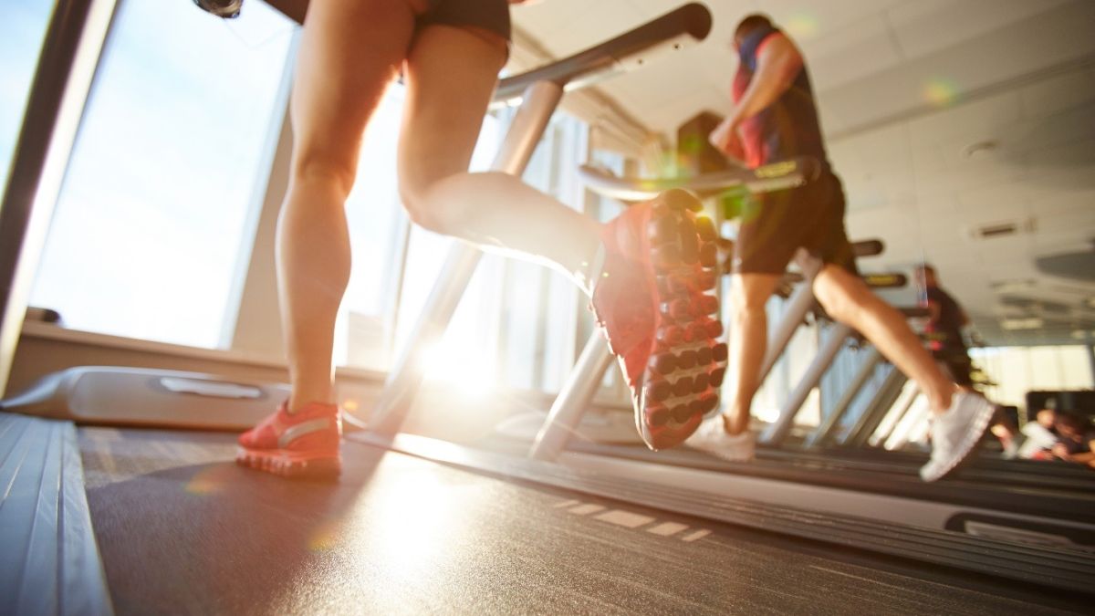 people running on treadmills