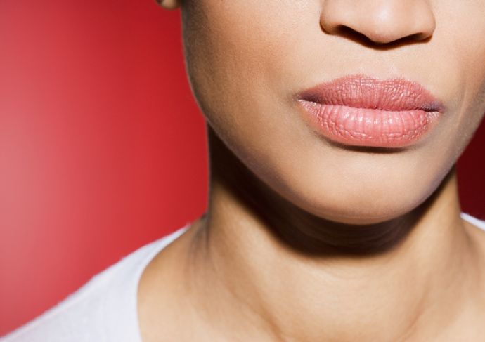 Young-woman-bipolar1-bipolar2