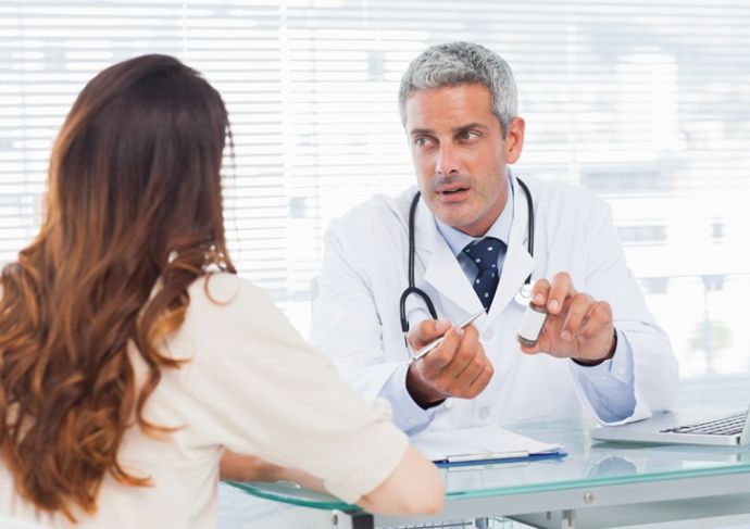 Thinkstockphotos 497635903 Doctor Talking With His Patient Seriously