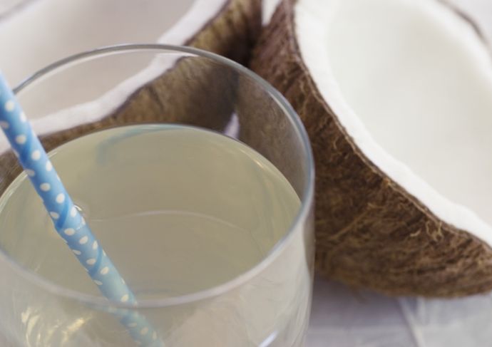 Thinkstockphotos 506107007 Coconut Water