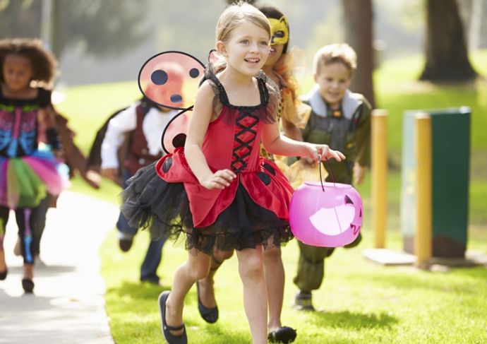 Children wearing costumes on Halloween