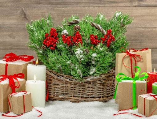Thinkstockphotos 492129378 Holiday Gifts