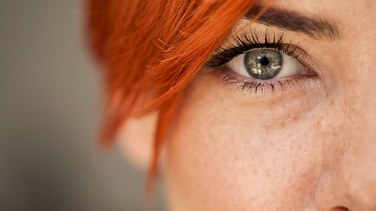 Thinkstockphotos 584505198  Red Head With Eye  Scaled