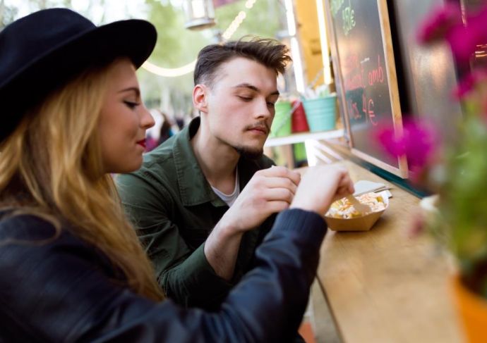 Thinkstockphotos 534325452 Food Truck