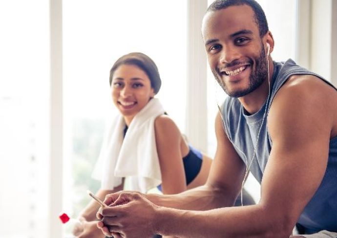 Thinkstockphotos 598676944 Picking Out A Gym