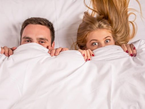 Thinkstockphotos 515679428 Couple Under Covers