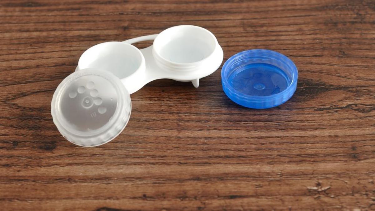 Thinkstockphotos 526832348 Contact Lens