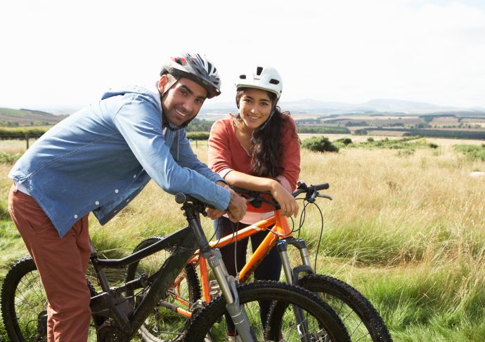 6 10 16 Bicycling Couple