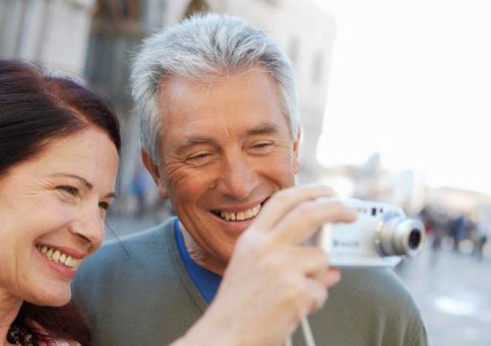 happy-couple-taking-photo