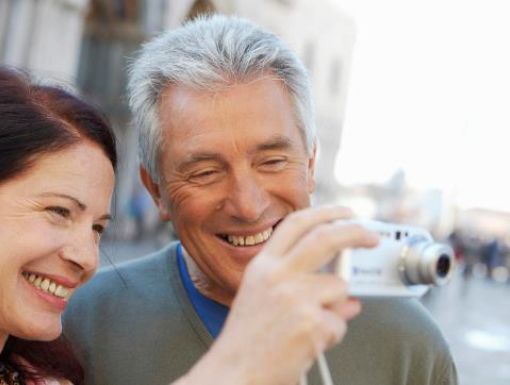 happy-couple-taking-photo