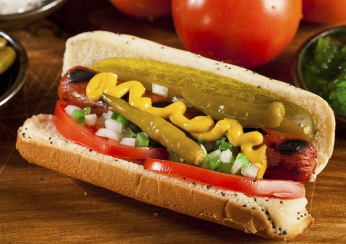 183563868 Hot Dog Chicago Style