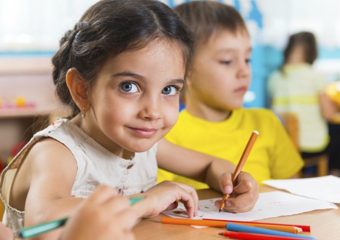 178590721 Preschool Children Drawing