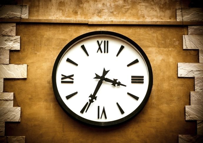 Antique Clock Daylight Savings Time