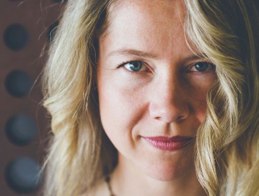 Woman with multiple sclerosis and atherosclerosis