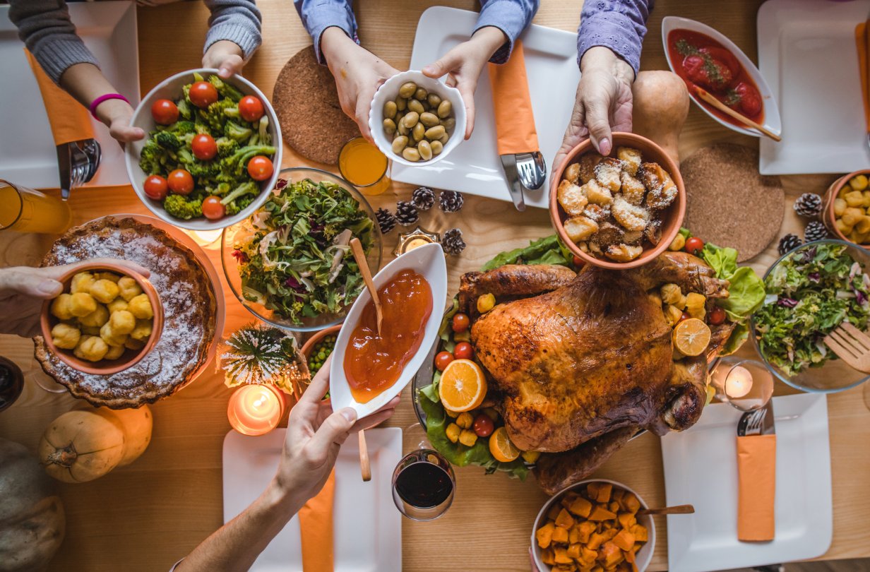 Table full of healthy Thanksgiving foods