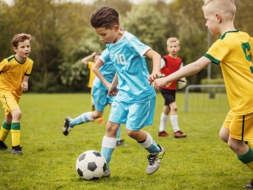 Kid playing soccer 720x480 352b68df 5564 46cf 82b4 454475d1284c