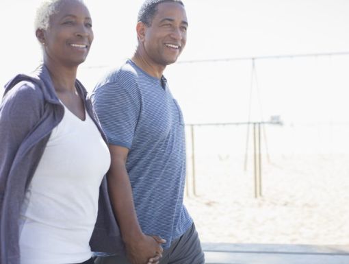 Couple walking to lose weight