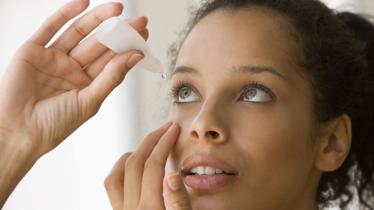 Eye drops vision dry eyes