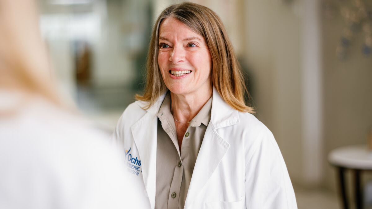 Drs Lapeyre and Roberie collaborating at Menopause and Womens Wellness Clinic