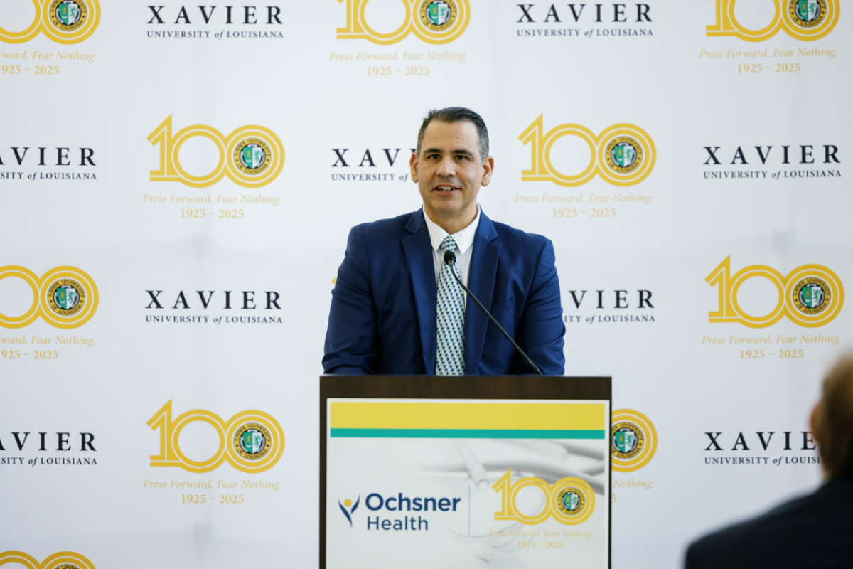 Dr Seoane speaking at Xavier Ochsner College of Medicine Announcement