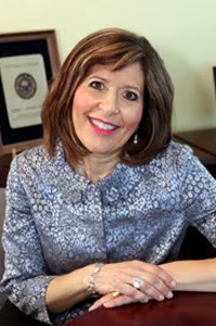 Dr. Robin Mermelstein